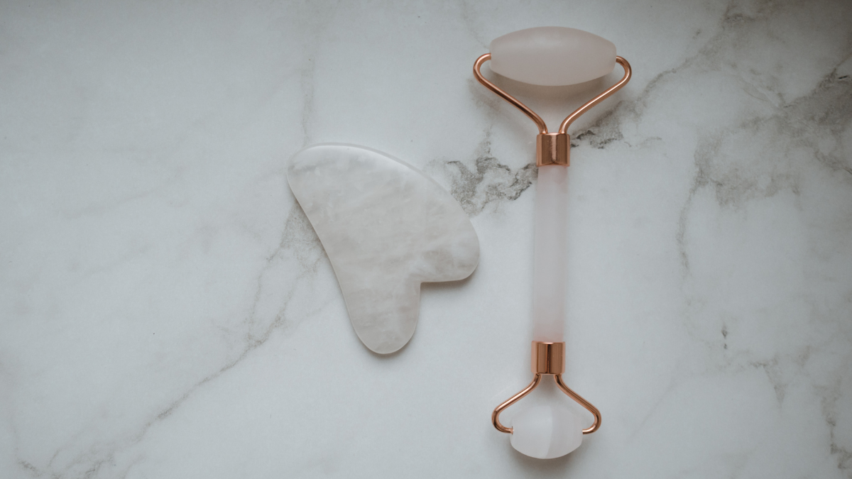 The Best Benefits Of Gua Sha For Your Skin. 3 Benefits Of Gua Sha
