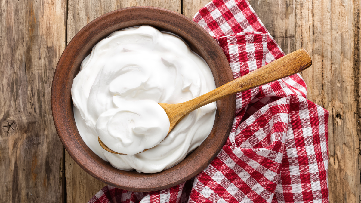 The 13 Best High Volume Low Calorie Foods You'Ll Love. 4 Greek Yogurt